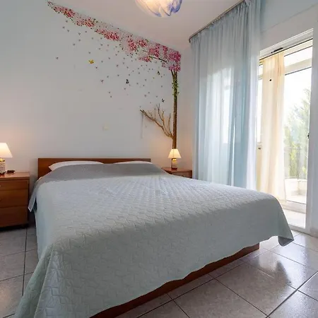 Pasithea Villa *