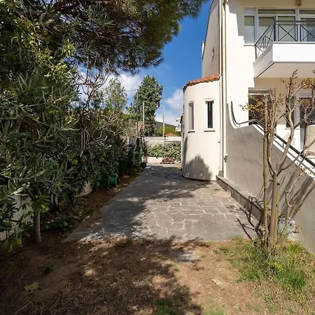 Villa Pasithea Nea Iraklitsa